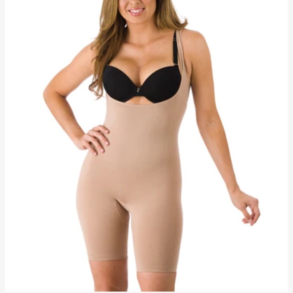Rhonda Shear Smooth Vixen Seamless Full Body Briefer - Picture 1 of 6